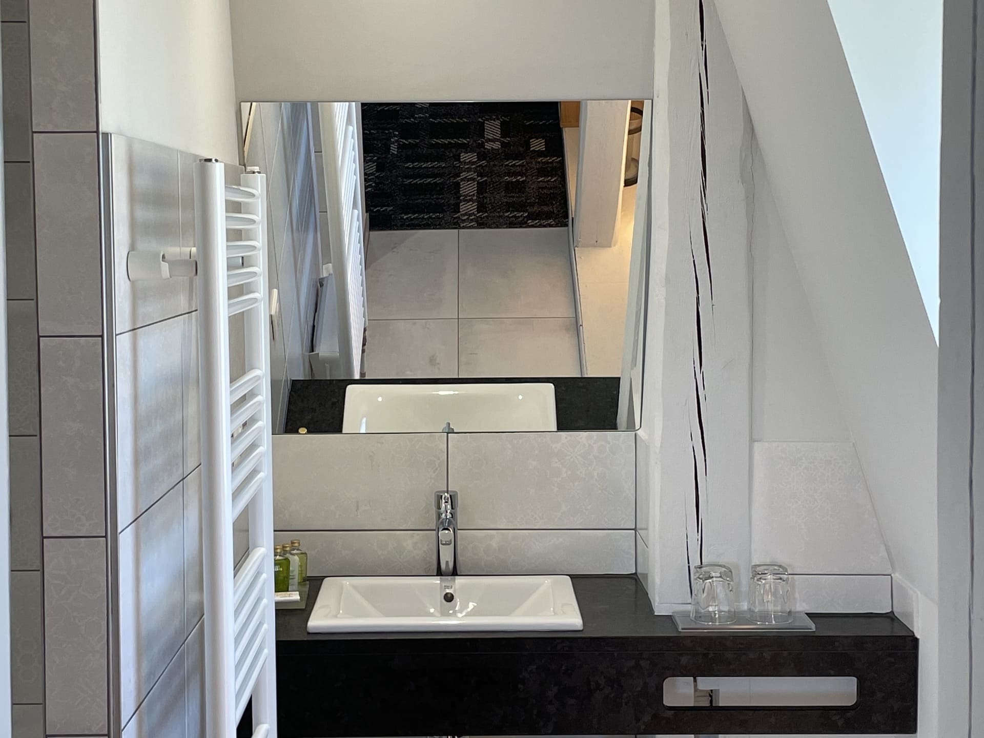 Salle de bain chambre 1 gite Azur